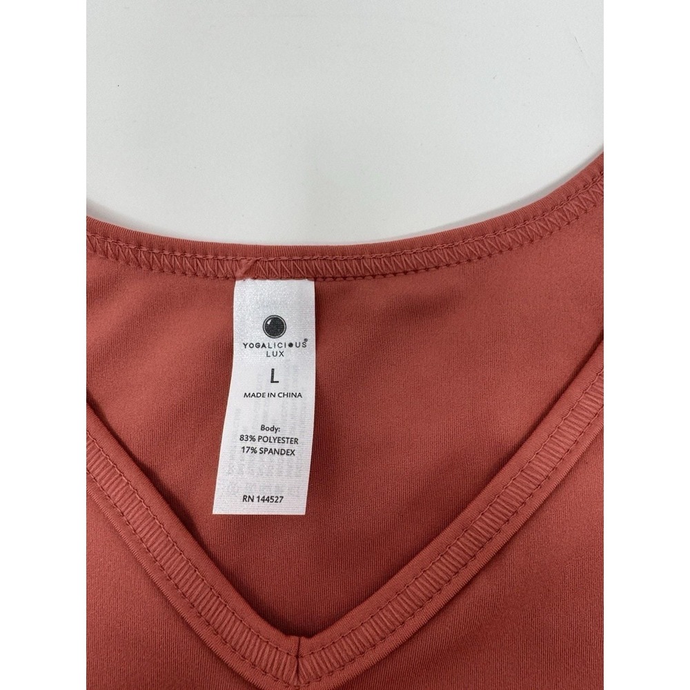 NWT Yogalicious LUX Crop Top Built In Bra Women's Size L~Retail $42 - Picture 3 of 3